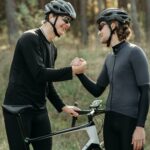 Amigos y bicicleta - Via Families